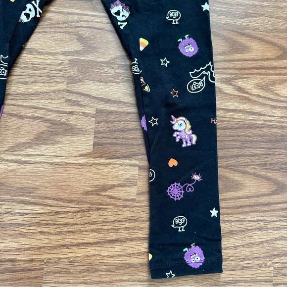 Celebrate Halloween Girls Leggings Medium 7/8 Black Skulls Unicorn Bats Cat EUC! - Picture 4 of 6